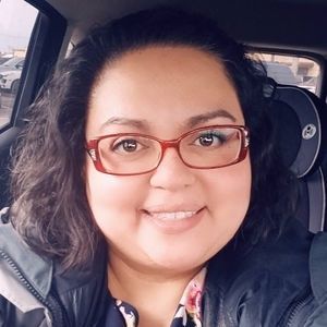 Meet your Posher, Liza